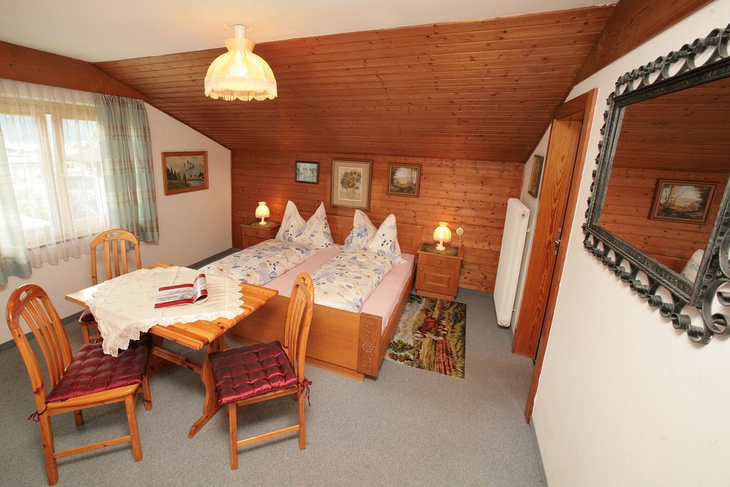 Pension Lacknerhof Piesendorf Eksteriør billede